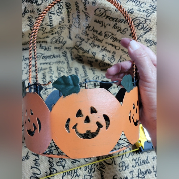 Rare Vintage metal and wire jack o lantern Halloween basket decor 🎃🎃🎃 - Picture 7 of 9